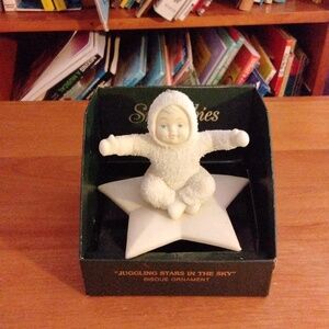 Snowbabies "Juggling Stars in the Sky"